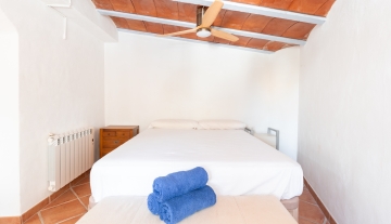 Resa Estates house huis te koop Siesta bedroom .jpg